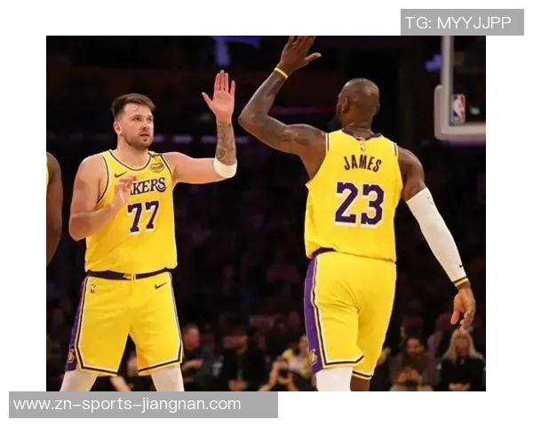 双星联手助力湖人逆袭东契奇与里夫斯同场净效率飙升至129