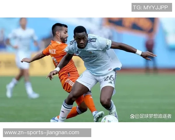 德媒报道杜兰维尔或将一月租借离开多特蒙德寻求更多出场机会