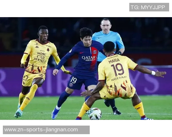 李刚仁25场贡献3球3助攻因腿筋拉伤被换下状态堪忧